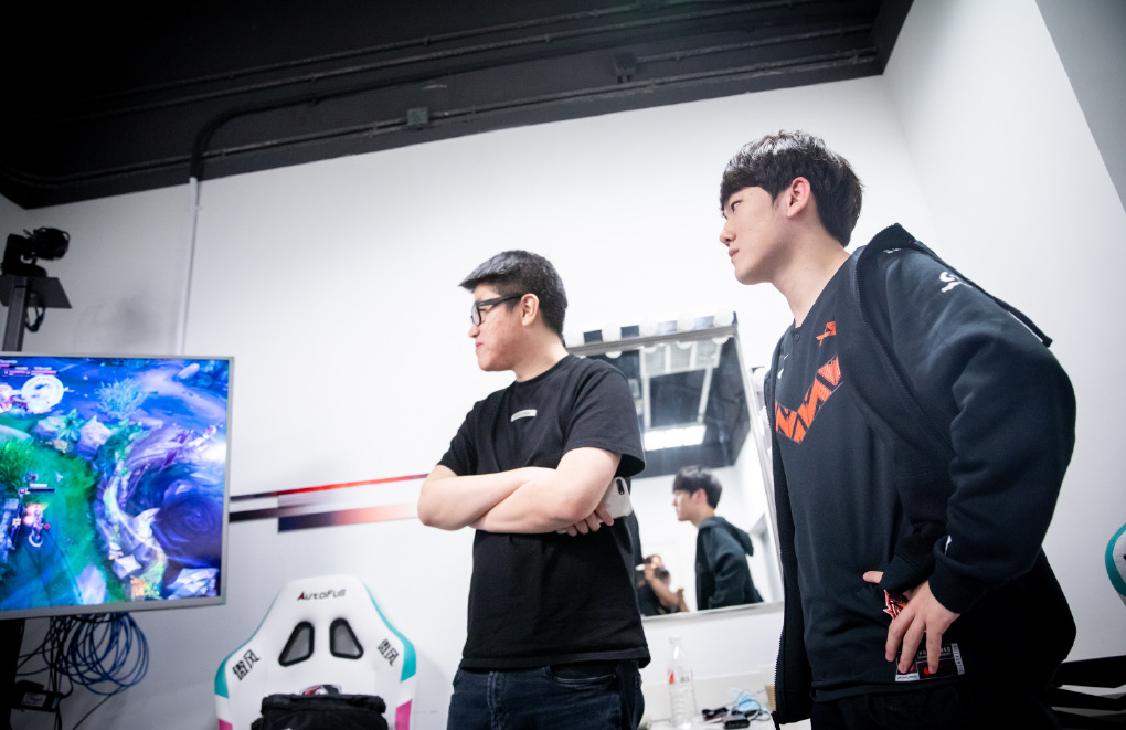 kaiyun中国 -JackeyLove重要时刻比赛局势复杂，勇士带队取胜！的简单介绍