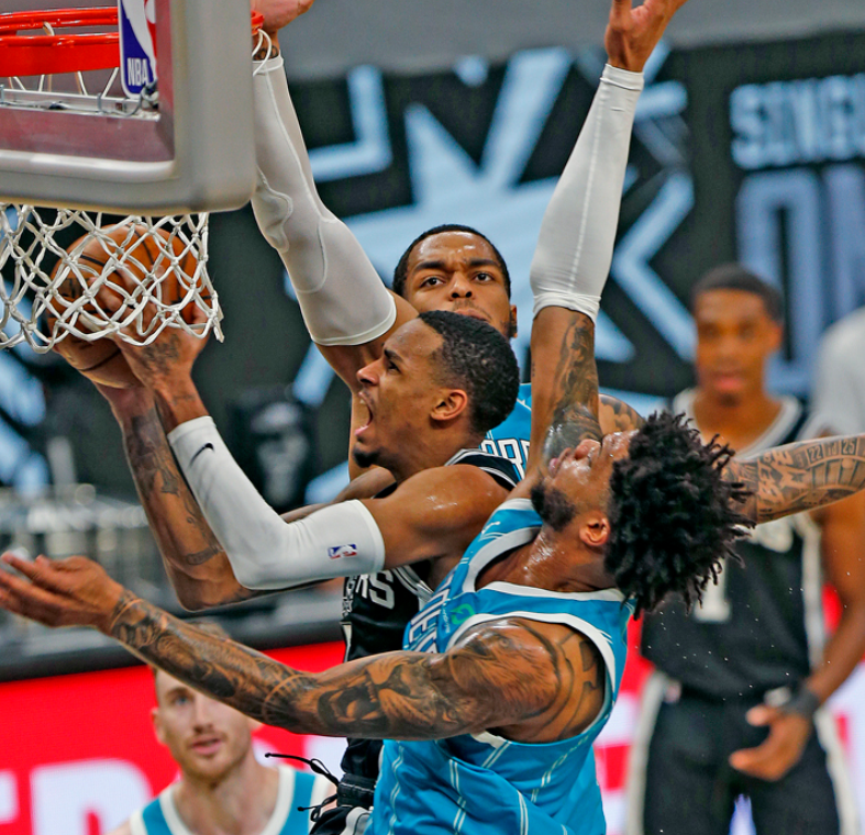 kaiyun官网app -冲刺阶段米兰奥林匹亚更衣室发声：NBA季后赛节点到来，引发热议，团队化学反应显著的简单介绍