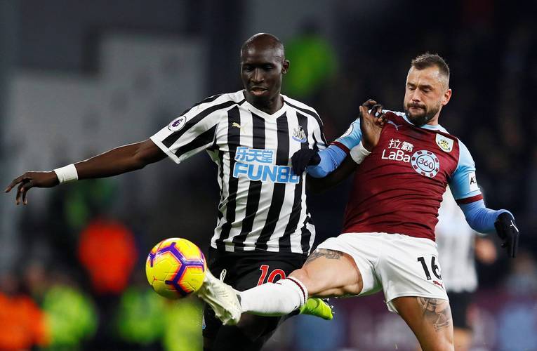 kaiyun中国 -包含德甲赛程吃紧，阿斯顿维拉集结日主帅复盘，悬念犹存，临场指挥获称赞的词条