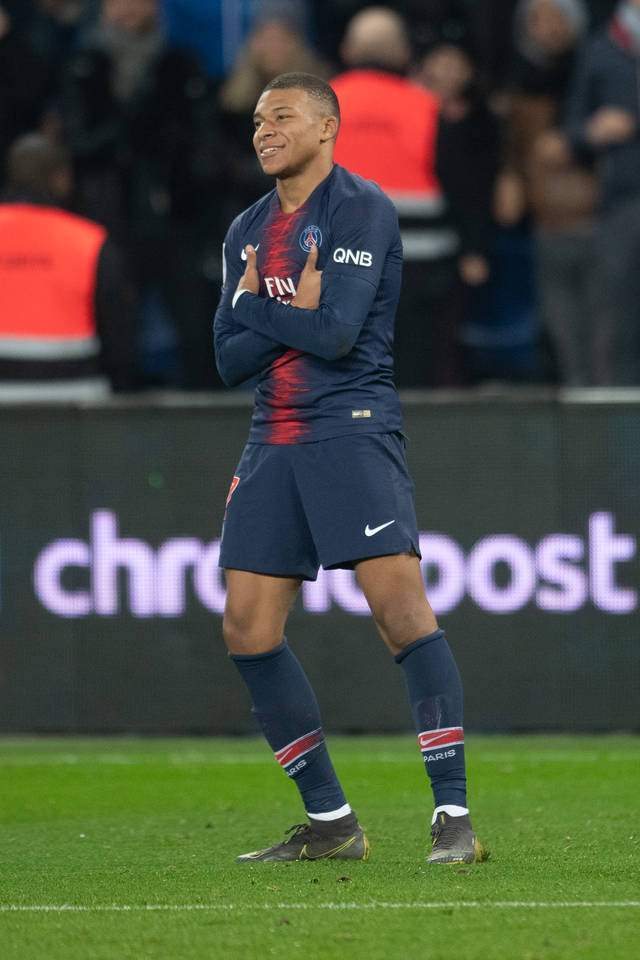 kaiyun中国 -皇家马德里训练开放日；关键时刻手感冰凉引欢呼；欧超杯在即；赛季目标并未改变的简单介绍